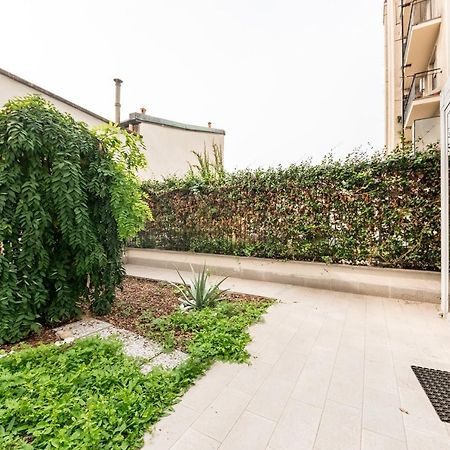 Renovated Apt With Garden & Veranda! Mediolan Zewnętrze zdjęcie