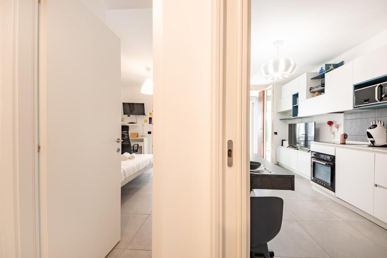 Renovated Apt With Garden & Veranda! Mediolan Zewnętrze zdjęcie