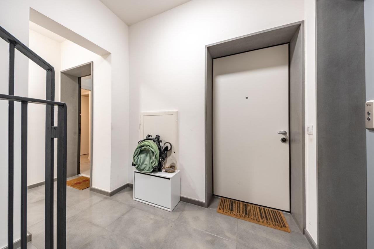 Renovated Apt With Garden & Veranda! Mediolan Zewnętrze zdjęcie